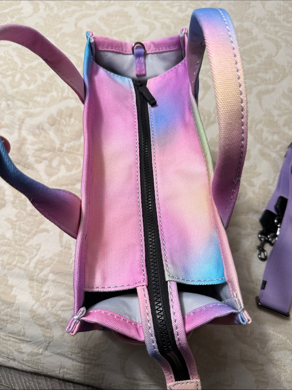 NEW Authentic Medium Marc Jacobs Pastel Tie-Dye Tote in Pink & Blue - Picture 3 of 9